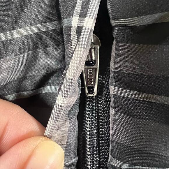 Charter Club Reversible Plaid and Solid Black Down Puffer Full Zip Vest - Picture 7 of 10